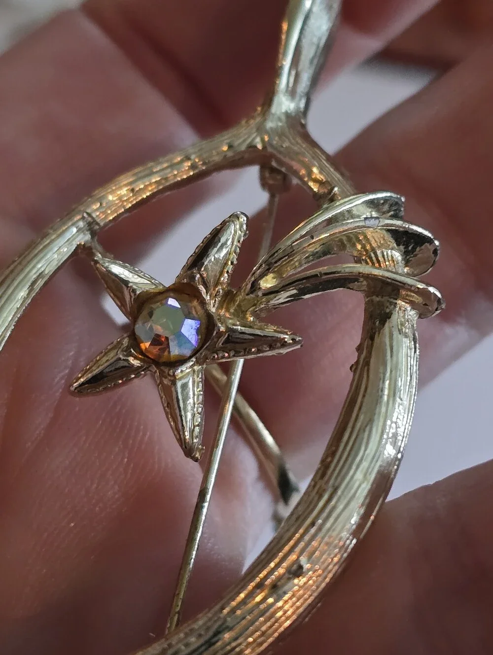 Vintage brooch wishbone